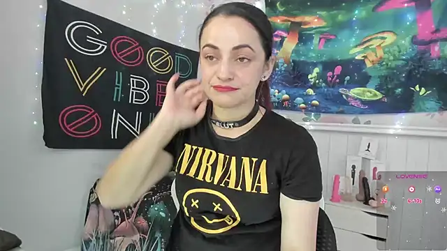 LovelyAzucena online show from 12-13-24, 03:00