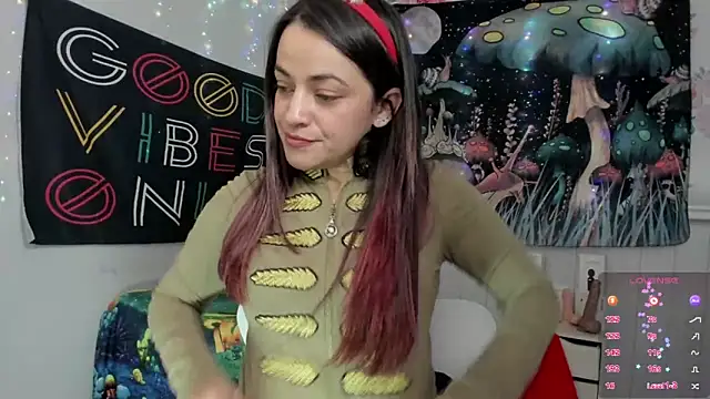 LovelyAzucena online show from 12-18-24, 03:00