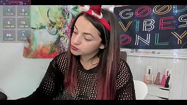 LovelyAzucena online show from 12-24-24, 02:01