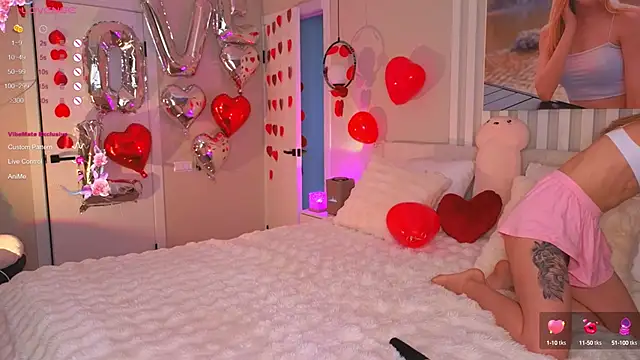 Lana me online show from 02-14-25, 04:04