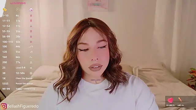 Snapshot of IsabellaFigueredo__ chatting on 02-17-25, 07:26 IsabellaFigueredo online show from 02-17-25, 07:26