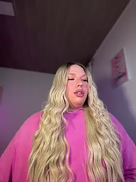 IsabellaFigueredo   online show from 02-21-26, 03:29