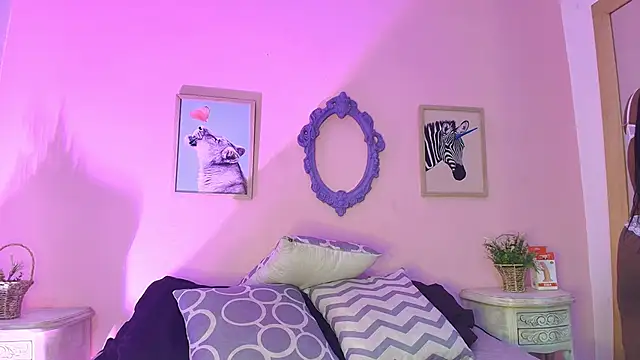 Ebony D0ll online show from 11-08-25, 07:56