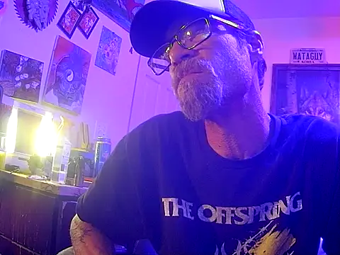 Snapshot of druetrue chatting on 11-18-25, 11:26 druetrue online show from 11-18-25, 11:26