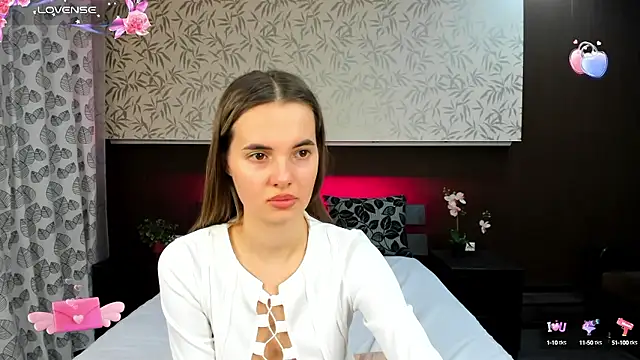 Snapshot of Donna_Evans chatting on 12-05-24, 03:04 Donna Evans online show from 12-05-24, 03:04
