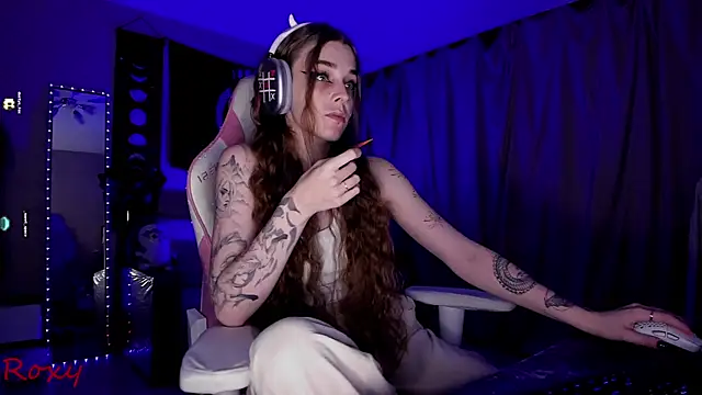 Snapshot of wet_dream_ chatting on 10-21-25, 10:21 wet dream online show from 10-21-25, 10:21