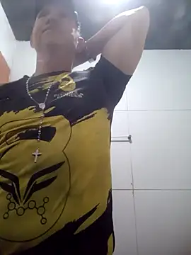 Snapshot of will1980 chatting on 02-17-26, 12:12 will1980 online show from 02-17-26, 12:12