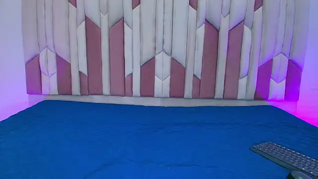 lucyy gray online show from 10-10-25, 03:05