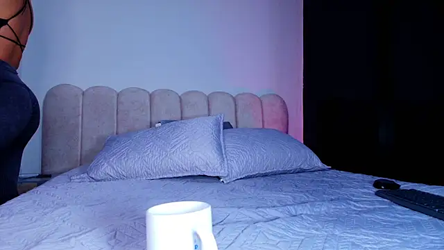 lucyy gray online show from 11-14-25, 03:05