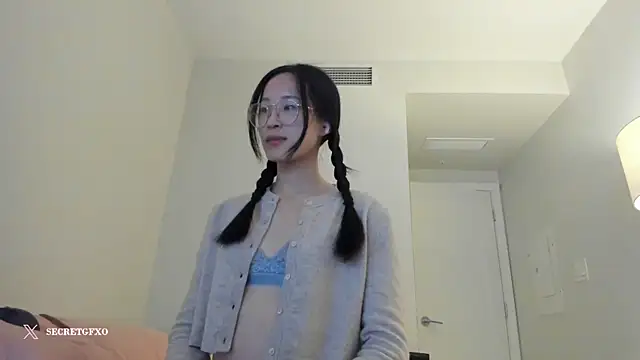 Snapshot of secretgirlfriendxo chatting on 12-11-24, 06:58 secretgirlfriendxo online show from 12-11-24, 06:58