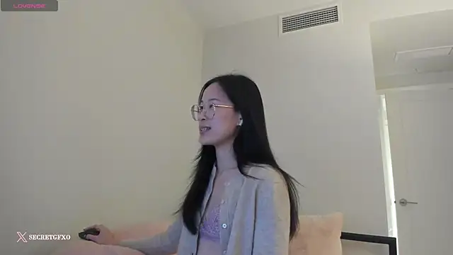 Snapshot of secretgirlfriendxo chatting on 02-02-25, 06:26 secretgirlfriendxo online show from 02-02-25, 06:26