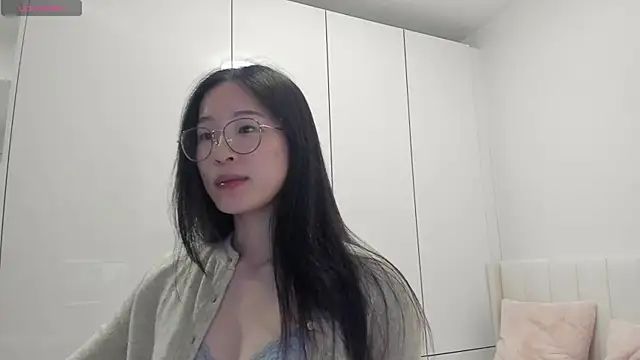 Snapshot of secretgirlfriendxo chatting on 11-29-25, 12:46 secretgirlfriendxo online show from 11-29-25, 12:46