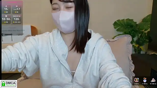Snapshot of SUZU_ chatting on 02-07-26, 01:15 SUZU online show from 02-07-26, 01:15