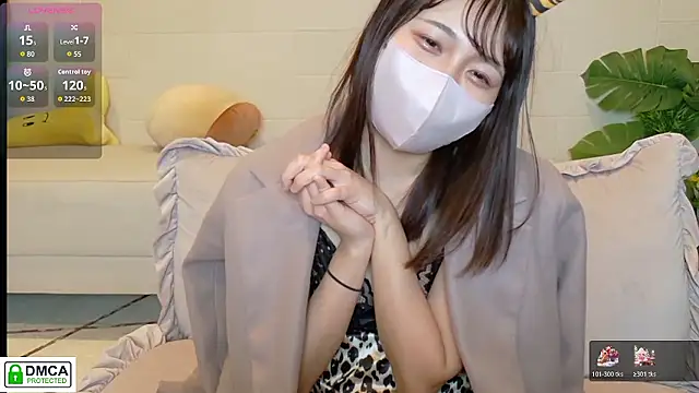 Snapshot of SUZU_ chatting on 02-08-26, 01:25 SUZU online show from 02-08-26, 01:25