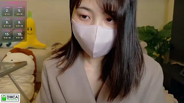 Snapshot of SUZU_ chatting on 02-28-26, 10:05 SUZU online show from 02-28-26, 10:05