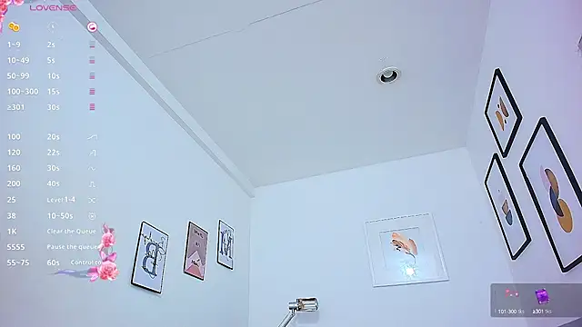 Snapshot of littlee_emilyy_ chatting on 03-05-25, 03:08 littlee emilyy  online show from 03-05-25, 03:08