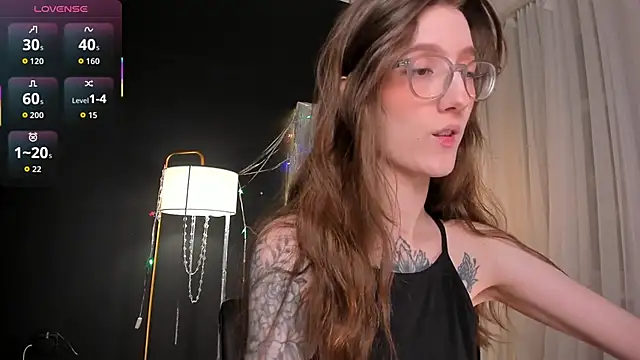 Lola Missy online show from 01-07-26, 05:21