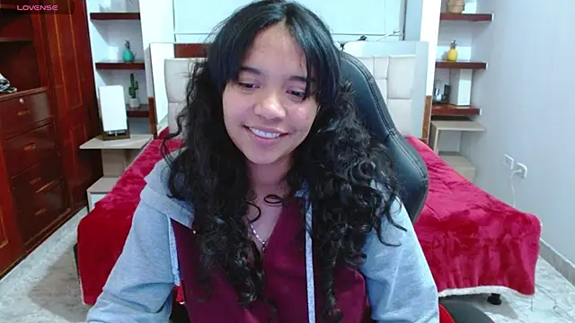 laureentt  online show from 01-22-25, 10:18