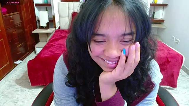 laureentt  online show from 01-29-25, 07:04