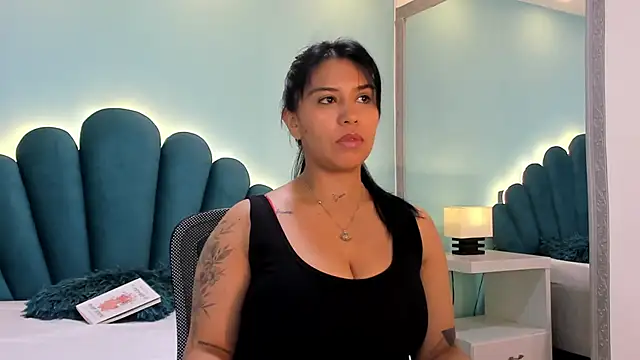 Snapshot of sharlott18 chatting on 10-20-25, 12:49 sharlott18 online show from 10-20-25, 12:49