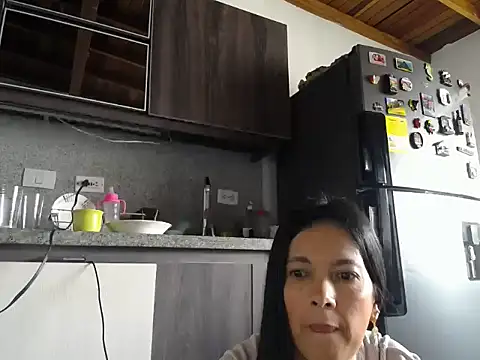 Snapshot of Alexxawinter chatting on 10-25-25, 06:35 Alexxawinter online show from 10-25-25, 06:35