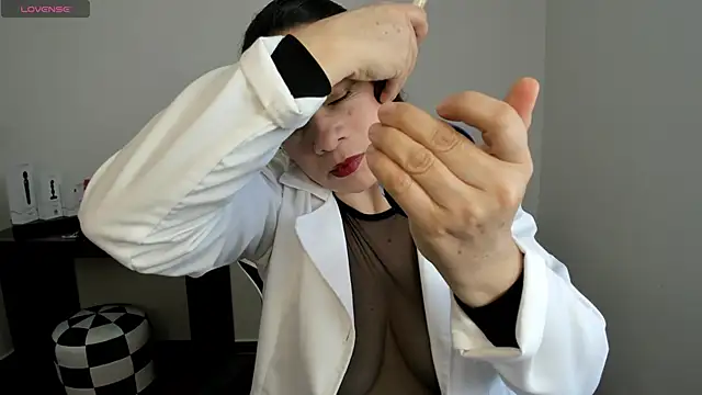 Snapshot of Sex-Psychology chatting on 09-30-25, 08:47 Sex-Psychology online show from 09-30-25, 08:47