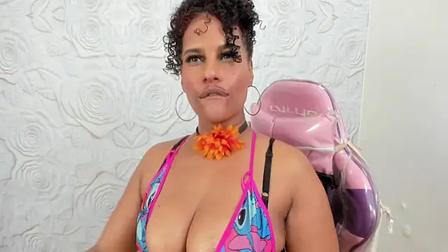 pamela guzmaan online show from 03-18-25, 09:10