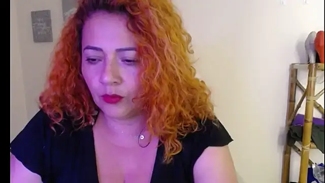 MariaJoseBarraza online show from 11-14-25, 01:15