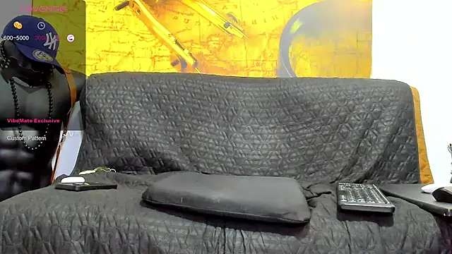 Snapshot of johny_bluexxx chatting on 02-20-26, 04:07 johny bluexxx online show from 02-20-26, 04:07