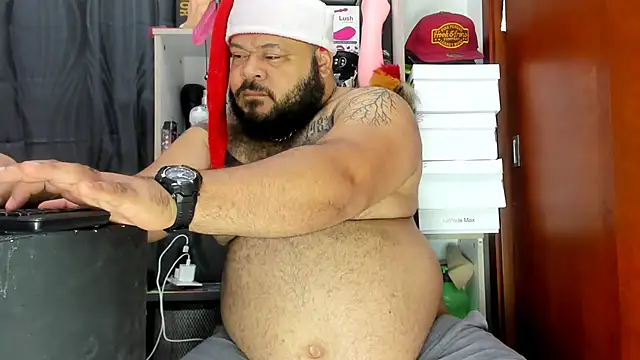 Latino bigcock online show from 12-31-24, 03:09