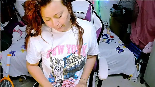 Snapshot of SofiaOlivares chatting on 11-30-25, 10:30 SofiaOlivares online show from 11-30-25, 10:30