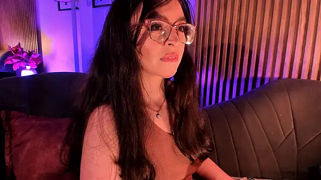 Eva Macalliter online show from 02-25-26, 04:00