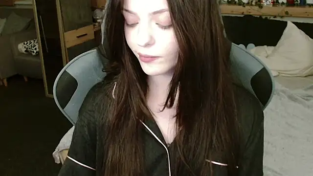 juice-peach online show from 03-10-25, 10:13