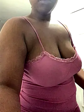 Snapshot of SweetHoneyBunz chatting on 09-22-25, 01:07 SweetHoneyBunz online show from 09-22-25, 01:07