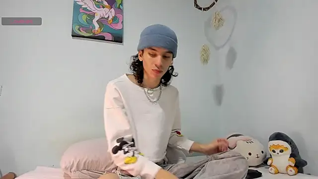 Snapshot of imcoltonalvin chatting on 01-28-25, 03:15 imcoltonalvin online show from 01-28-25, 03:15