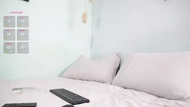 Snapshot of imcoltonalvin chatting on 02-19-25, 02:55 imcoltonalvin online show from 02-19-25, 02:55