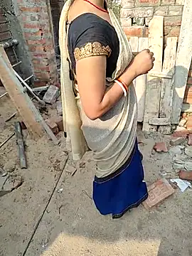 COUPLLE VILLAGE online show from 02-21-26, 03:29