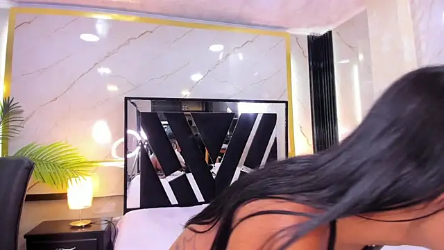 Lia-Anahiz online show from 02-04-25, 02:07