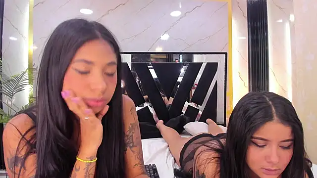 Lia-Anahiz online show from 03-01-25, 03:21