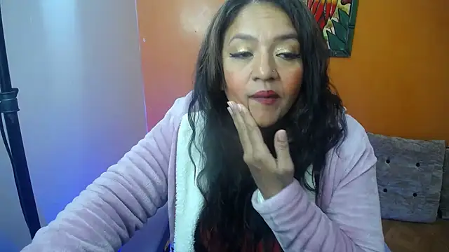 daleska ayala 1 online show from 01-11-25, 09:25