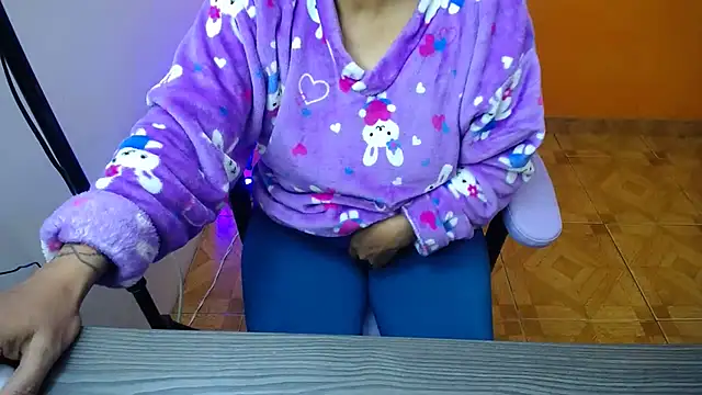 daleska ayala 1 online show from 01-13-25, 10:03