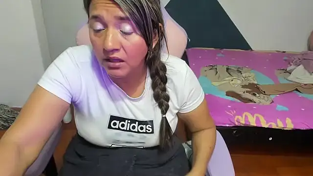 daleska ayala 1 online show from 10-21-25, 07:58