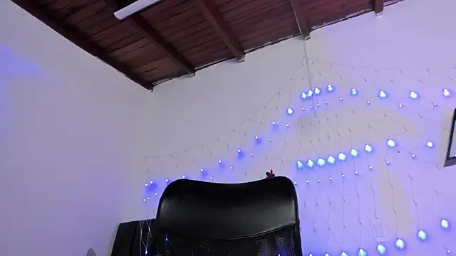 Alizon 1 online show from 12-18-24, 02:10