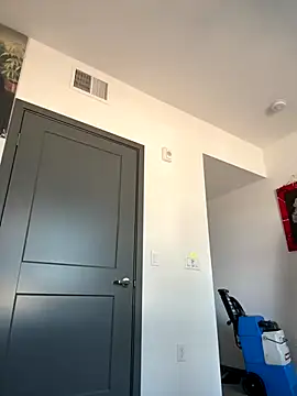 Snapshot of Bigbuttbrooklynn chatting on 10-20-25, 09:26 Bigbuttbrooklynn online show from 10-20-25, 09:26