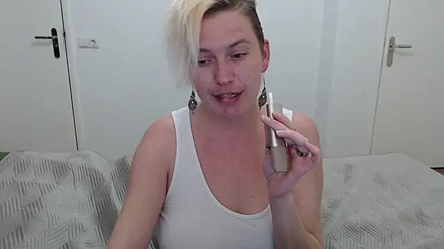 cumfun online show from 02-06-25, 06:02