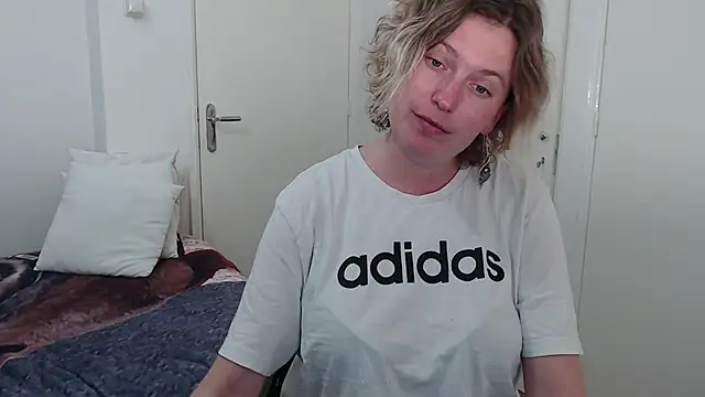 Snapshot of cumfun chatting on 02-05-26, 07:51 cumfun online show from 02-05-26, 07:51