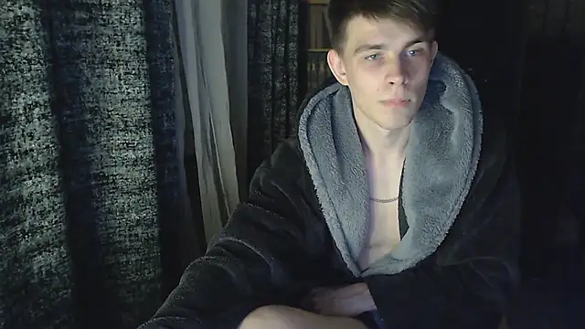 Student Oliver online show from 10-12-25, 07:35