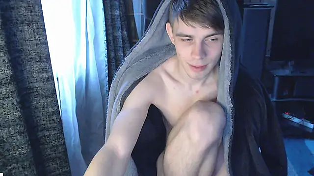 Student Oliver online show from 11-26-25, 07:31