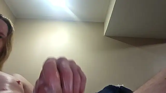 Travislovescum online show from 01-19-26, 09:02