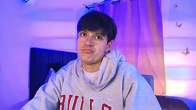 Snapshot of 9_Fernanda_9 chatting on 09-17-25, 05:42 9 Fernanda 9 online show from 09-17-25, 05:42